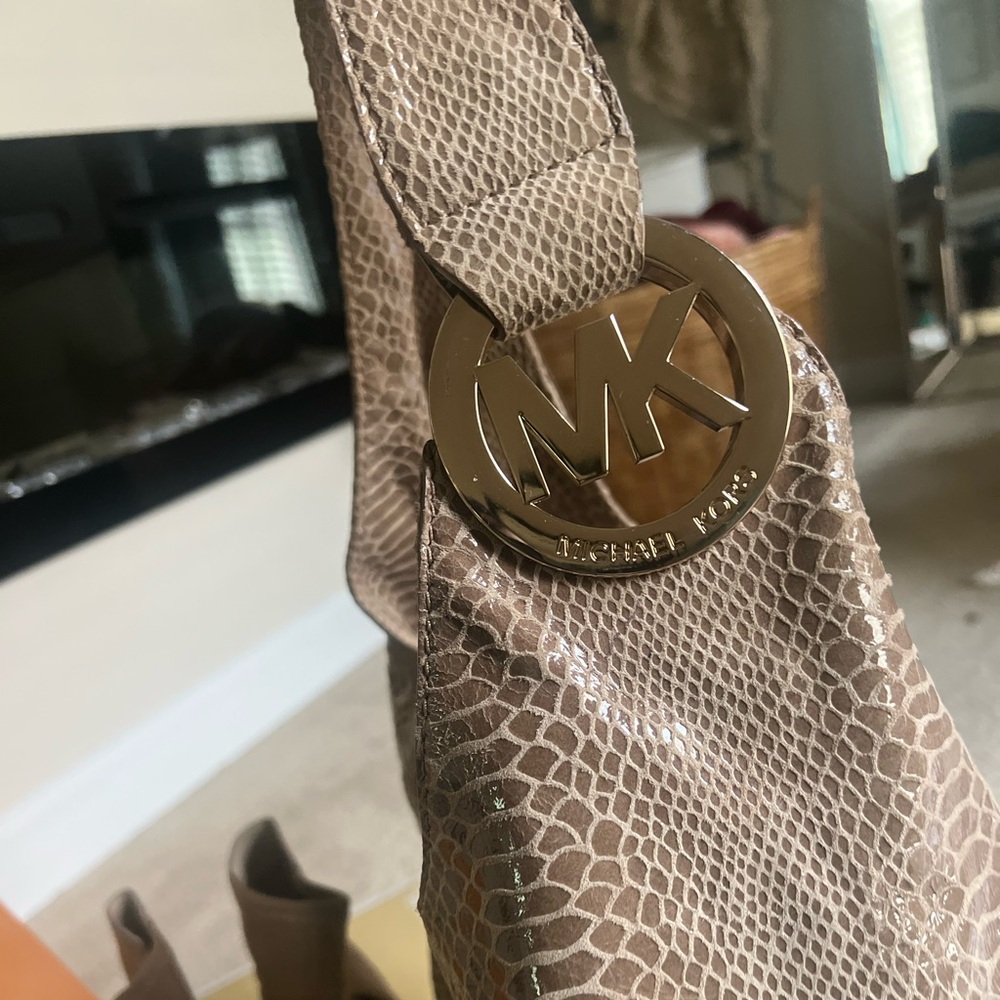 Michael Kors purse